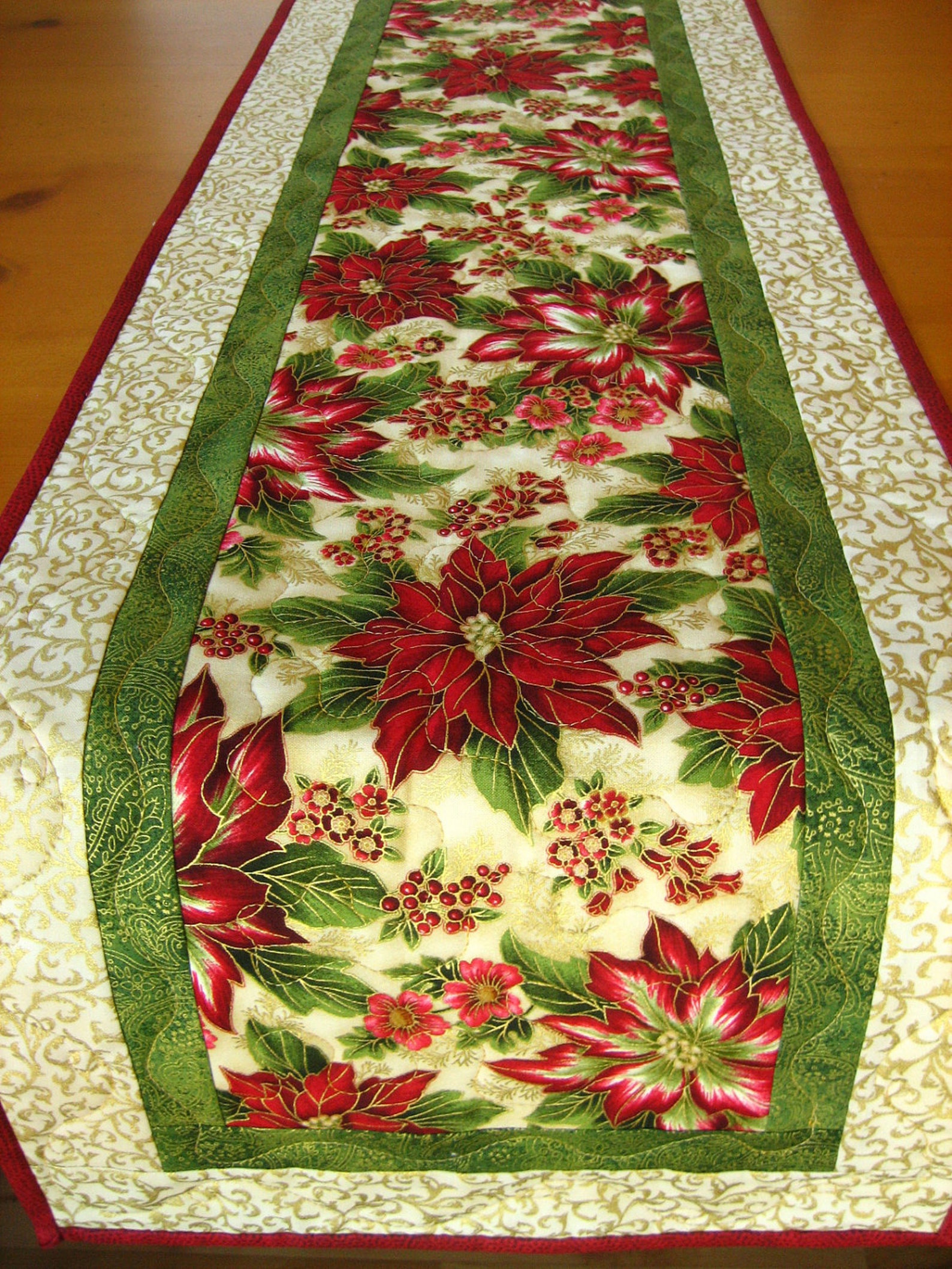 Poinsettia Quilted Table Runner Etsy