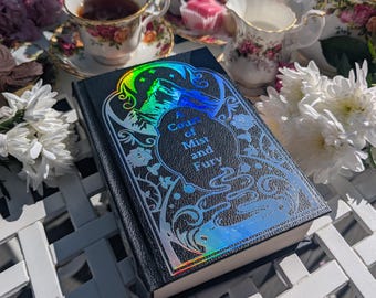 ACOTAR "Starfall Edition" Una Corte de Niebla y Furia – Cuero negro / Tapa dura con encuadernación personalizada / Edición de coleccionista hecha a mano