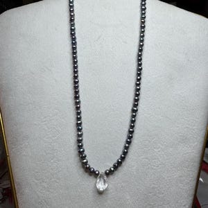 Peacock Pearl Necklace