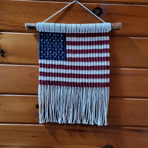 American Flag - Macrame Patriotic Wall Hanging, wall decor
