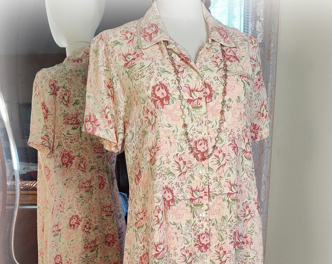 April Cornell Vintage - Sweet Pink Roses Floral Rayon Crepe -1990s Does 1930s/40s Dress - Cottagecore - Back Ties - Green Lace Trim