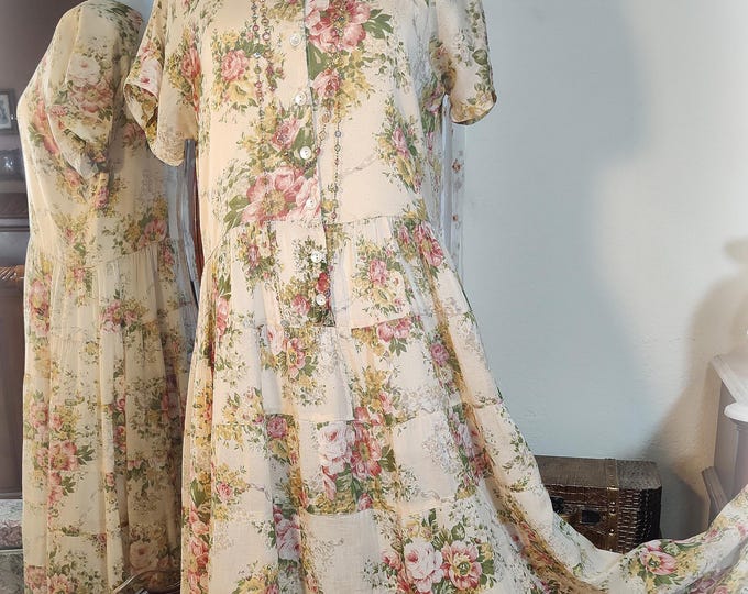 Cottagecore Vintage 90s BILA Pink Roses on Pale Apricot Garden Party Tea Dress - Multi Tiered Skirt - Semi-Sheer Rayon Batiste - Sz L
