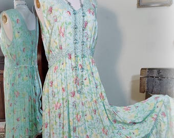 April Cornell Vintage - Cool Aquamarine Woven Rayon -1940s Inspired Tiered Ruffle Dress - Full Skirt - Cottagecore - Adjustable M to XL