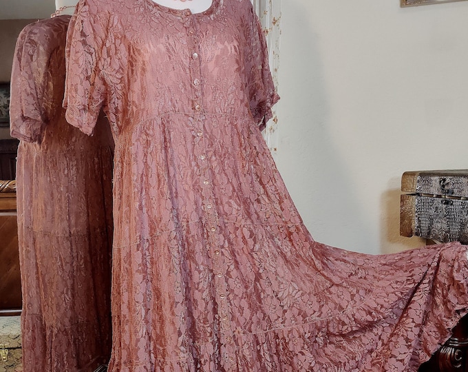 Gorgeous Vintage Starina 90s Cottagecore - Dusty Rose Lace Wedding Garden Party Dress w Slip - SZ L - Full Three-Tiered Lace Skirt