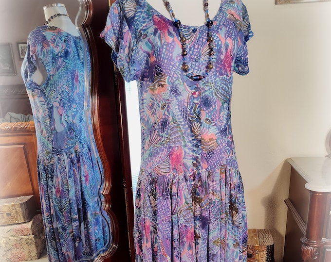 Lovely Vintage 1980s BILA Garden Party Tea Dress - Periwinkle Purple and Pink- Soft Woven Rayon - Dropped Waist - Fabulous Vivid Print
