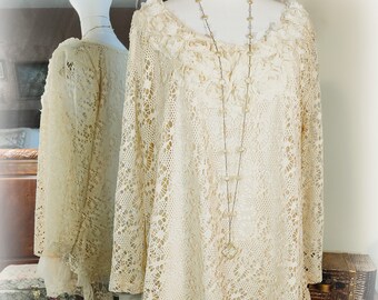 Beautiful Ivory Mixed Laces NWOT Top - Vintage 1920's-Inspired Super Feminine Lacy Layered Tunic - Appliqued Flowers - Plus Size