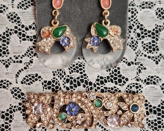 Exquisite 2 pc Rare Set Vintage 1980's-90's 1928 Jewelry Company - Art Deco Molded Glass Stones - Brooch Earrings - Ex Unworn Condition