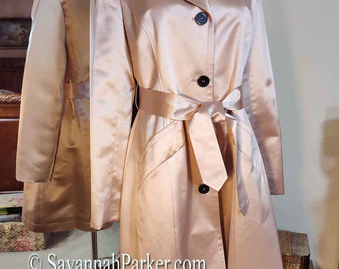 Breathtaking Vintage NWOT Designer Anne Klein Blush Pink Pure SILK Duchesse Satin Ultimate Luxury Coat - Exquisite Couture -  Size S/SM