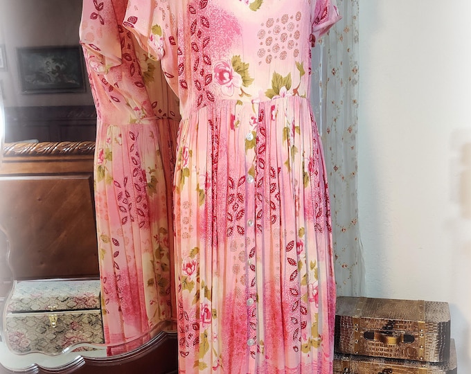 Gorgeous Vintage 90s BILA Rose Pink and Ruby Red Garden Party Tea Dress - Button Front Skirt - Back Ties - Crinkle Rayon - Size M