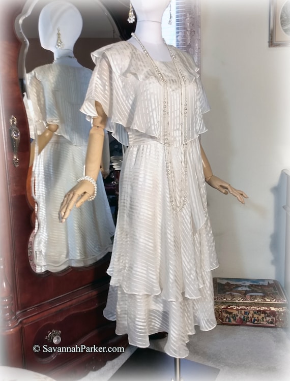 Vintage 70s-80s Ivory Silk Chiffon Dress / The Silk Farm Designed by Icinoo / Multilayered Multi Tiered Bias Skirt / Beach Wedding
