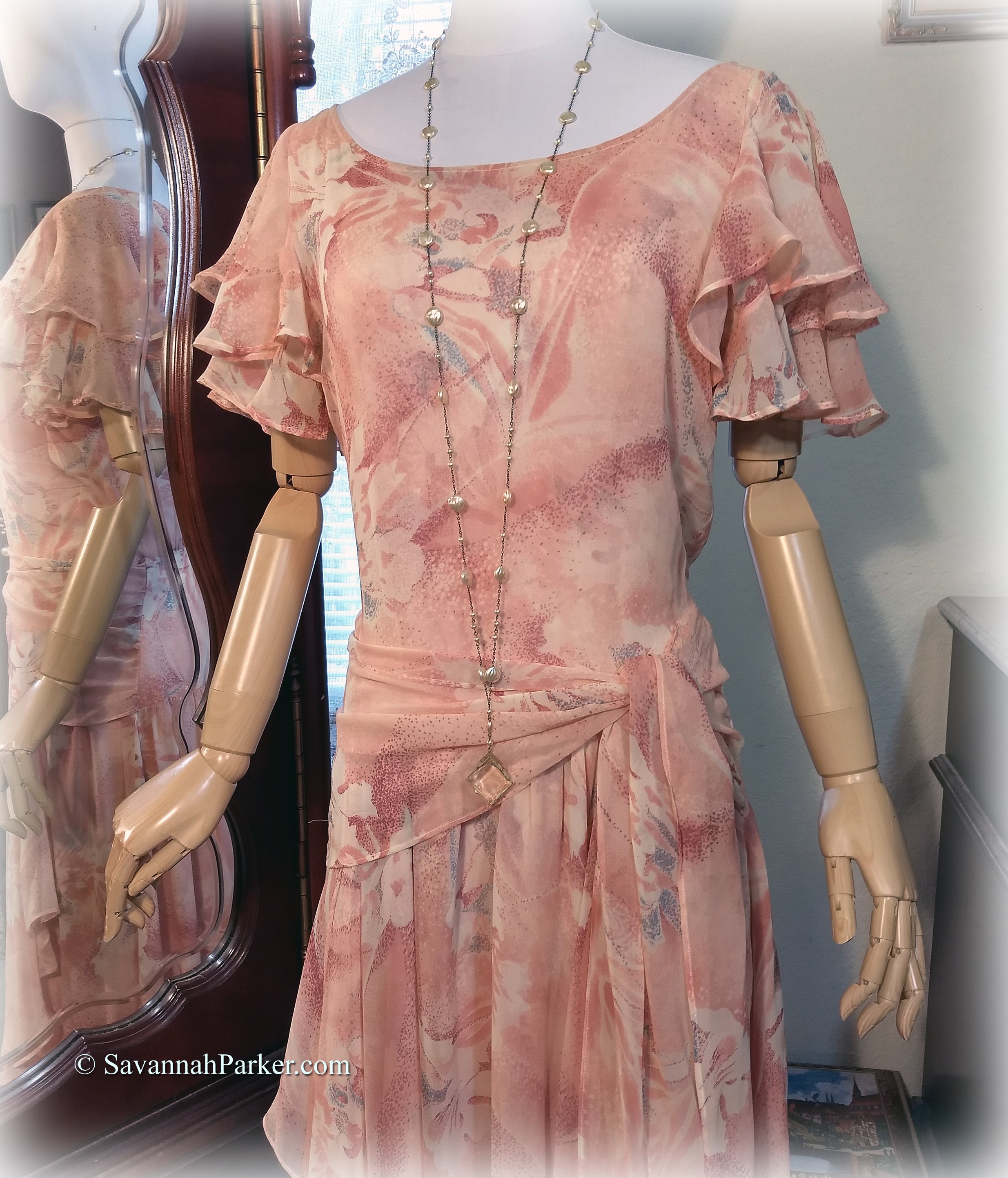 Fabulous Vintage 20s-30s Inspired Silk Chiffon Designer Nancy Johnson Raspberry Rose Pink Super Feminine Garden Party Dress