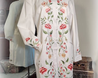 Lovely Vintage NWOT 90s/Y2K Designer Victor Costa Embroidered Bohemian Spring/Summer Coat - White w Floral Embroidery - Pockets -  Size M