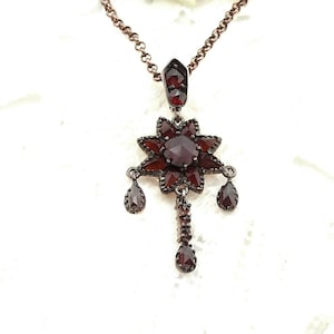 Star flower garnet necklace in Victorian style NM230909