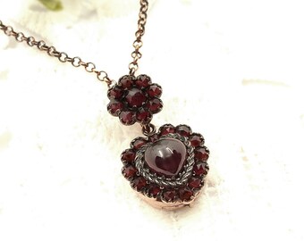 Marvelous Vintage heart garnet locket w/chain included 240303c