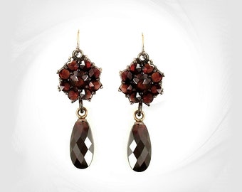 Sweet Vintage garnet earring buttons closed in front with pending garnet briolet F240420