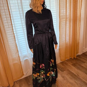 Vintage Blue Silk Oscar de la Renta Gown embroidered with bright colorful flowers