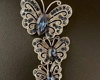 Butterfly Brooch: Vintage-Inspired Crystal Pin, Deep Blue Statement Jewelry