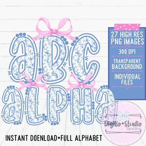 Blaue Chinoiserie Floral Full Alphabet Digital PNG | Toile | Alpha Font Kokette Bogen | Hemden Geschenke | Summierung | Sofort Download