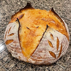 Einfaches Sauerteigbrot
