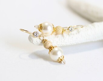 Pearl Bridal Earring, White, Gold, Bridal Earring, Romantic Wedding, 14kt Gold Fill, Stardust Ball, Pearl and Gemstone Jewelry