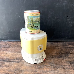 Vintage Scale Metal, Kitchen, Dazey, yellow