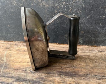 Vintage toy iron, 50s metal toy