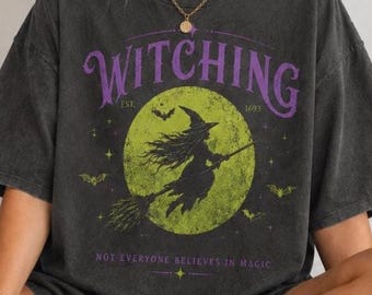 Comfort Colors®, Vintage Witch Halloween T-Shirt, Witchy Graphic Retro Spooky  Season Shirt