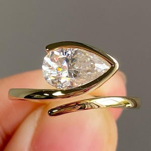 2.00 Ct Pear Cut Moissanite Ring East West Moissanite Ring Bezel Set Moissanite Engagement Ring Solitaire Wedding Ring 14k Gold Diamond Ring