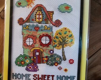 Design Works - "HOME SWEET HOME" Cross Stitch Kit