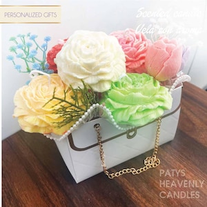 Flower Candle Bouquet Gift Box: Handmade Soy Wax Floral Arrangement