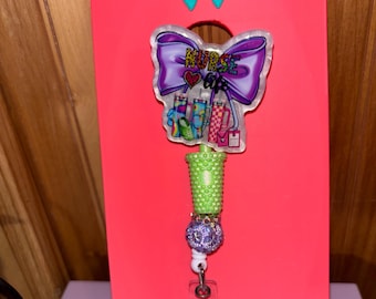 Porta credenciales con cuentas para enfermera