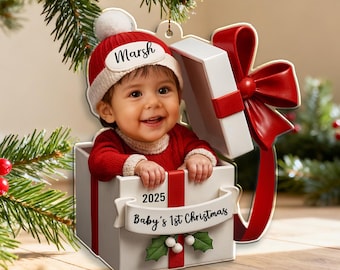 Personalisiertes Baby in Geschenkbox Weihnachten 2D flache Acrylverzierung, personalisierte Baby-Foto-Weihnachtsverzierung, Babys erstes Weihnachtsgeschenk