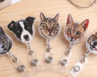 Krankenschwester Ausweis Reel kundenspezifischer Haustier Foto-Halter, einziehbarer Hundekatzen-ID-Abzeichen-Clip, niedliches Acrylarbeit-Zusatzgeschenk für Vet Tech RN
