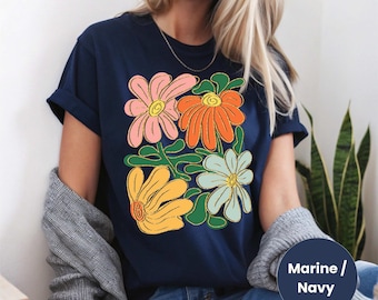 Boho Shirt mit Blumen, nachhaltiges Geschenk für Gärtnerinnen, Shirt mit Wildblumen. Wildblumen Shirt, Liebe zur Natur & Blumenzauber