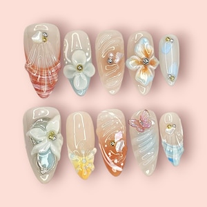 Presse florale 3D faite main sur les ongles | Nail Art en gel coloré avec papillon et fleurs | Ongles longs et brillants mignons pour un cadeau ou une fête printemps-été