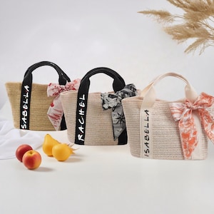 Personalized Bridesmaid Gift Bag, Custom Straw Bags, Beach Tote Bag, Bridal Shower Bag,.Bridesmaid Proposal Gift, Bachelorette Party Bag