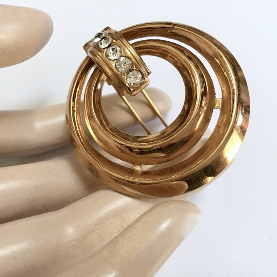 Art Deco Gold Tone Circle Wreath Dress Clip Brooc… - image 6