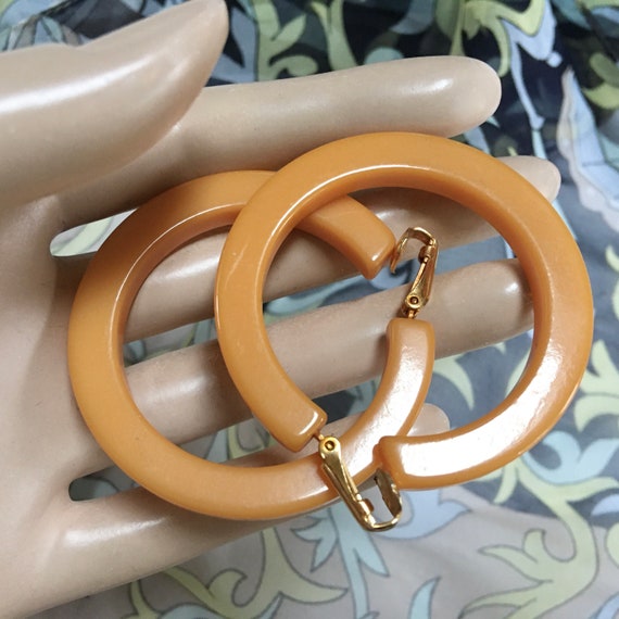 Butterscotch Bakelite Hoop Earrings – Large Hoops… - image 1