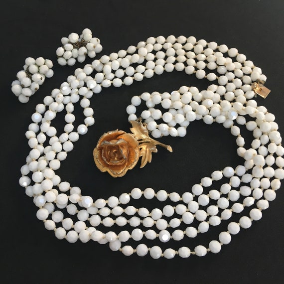 VOGUE Faceted White Milk Glass Beaded Necklace & … - image 5