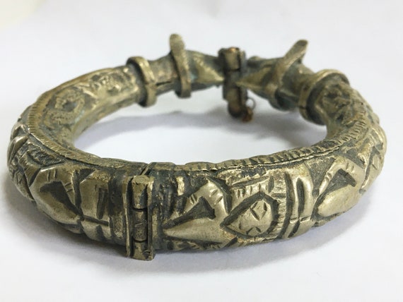 Old Indian Makara Head Tribal Bracelet – Double D… - image 5