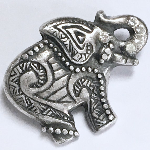 Darling Little Elephant Pin – Small Silver Figura… - image 1