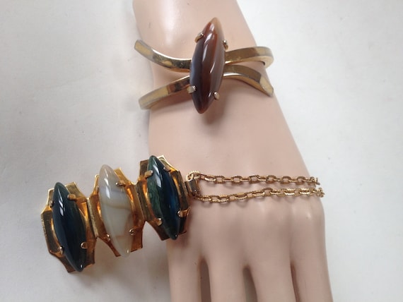 Retro Large Polished Agate Cabochon Clamper Bracel