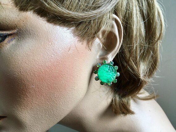 Green Molded Plastic & Peridot Aurora Borealis Rh… - image 4