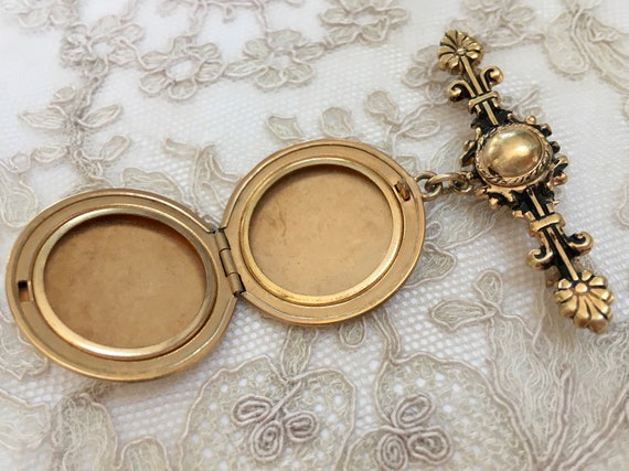 WINARD Gold Filled Locket Lapel Pin – Floral Etch… - image 7