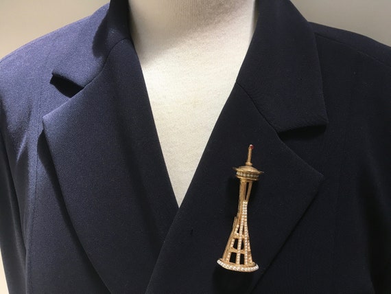 Space Needle Brooch With Faux Pearls – Retro Figu… - image 3