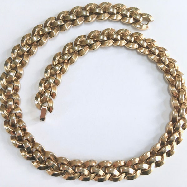 Crown Trifari Gold Tone Linked Choker Necklace – Patent 156994 “Golden Twist” Alfred Philippe – 1940s