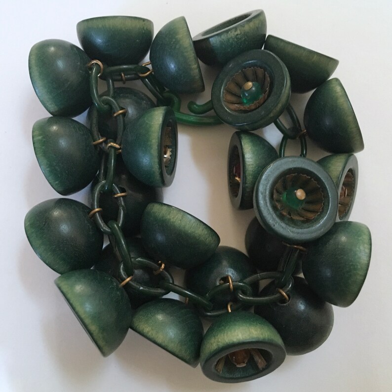 Green Wood Bell Charms Bracelet Celluloid Chain Chunky Cha Cha Early Unsigned Miriam Haskell 1940s image 3