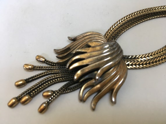 Foxtail Tassel Necklace – Leaves and Drippy Fringe