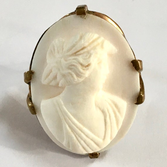 Large Carved Shell Cameo Ring – Pale Pink Portrai… - image 3