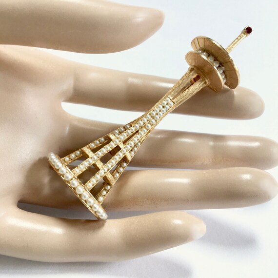 Space Needle Brooch With Faux Pearls – Retro Figu… - image 6
